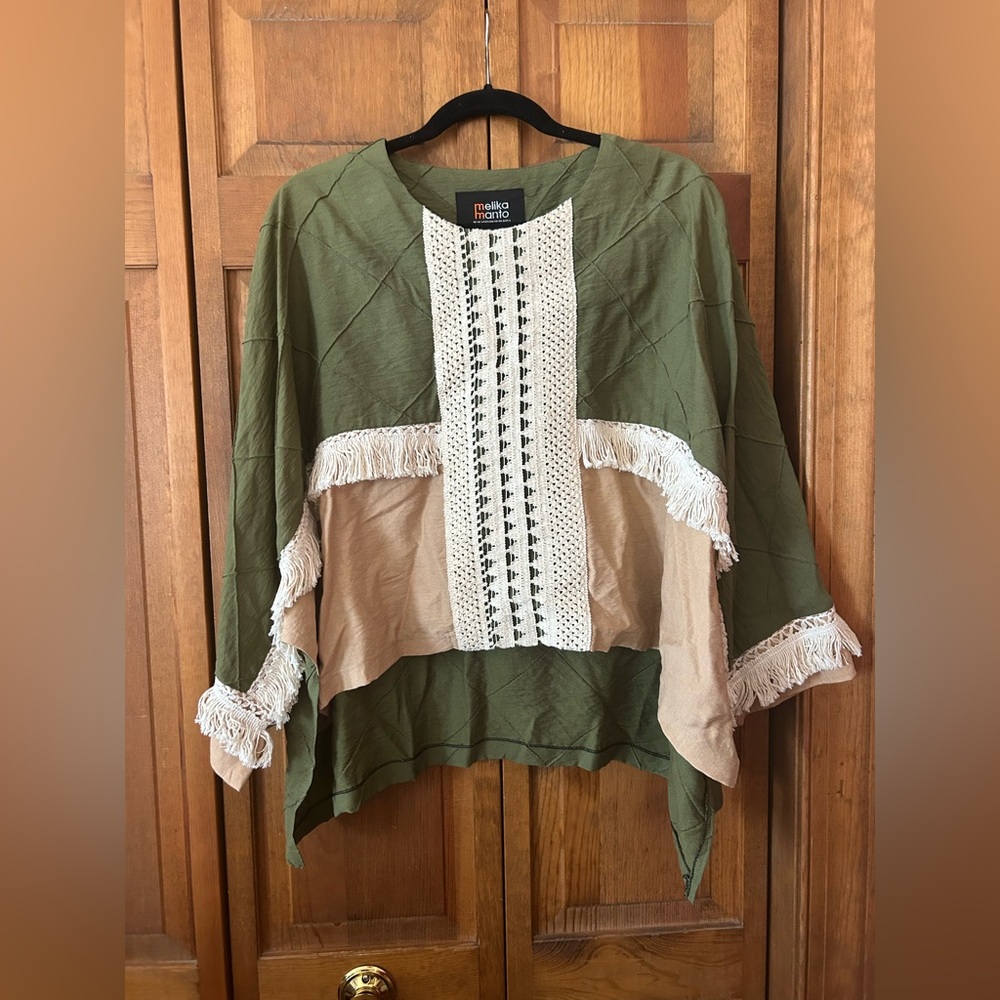Melika Manto Women’s Approx M/L Green & Cream Boho Bohemian Hippie Granola Top